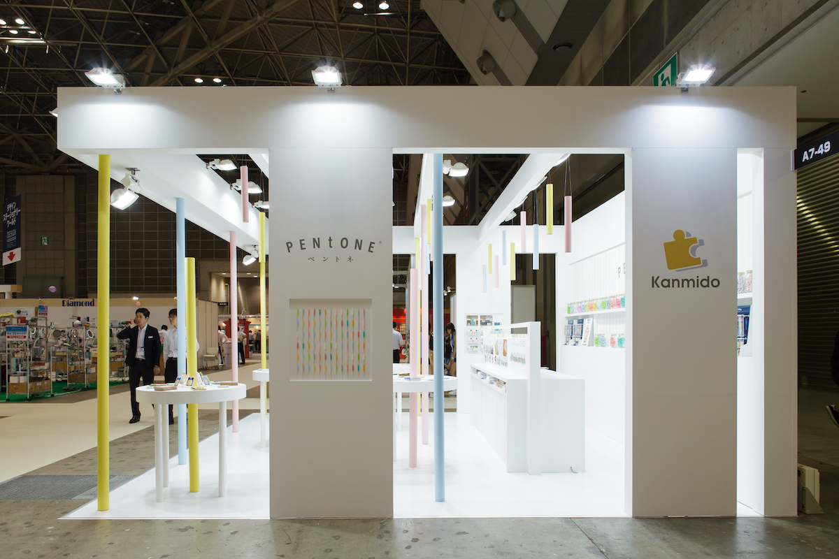ISOT国際文具紙製品展2015の展示会ブースデザイン装飾