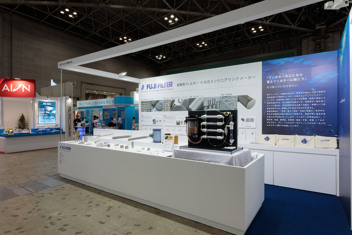 エヌプラス2017の展示会ブースデザイン装飾