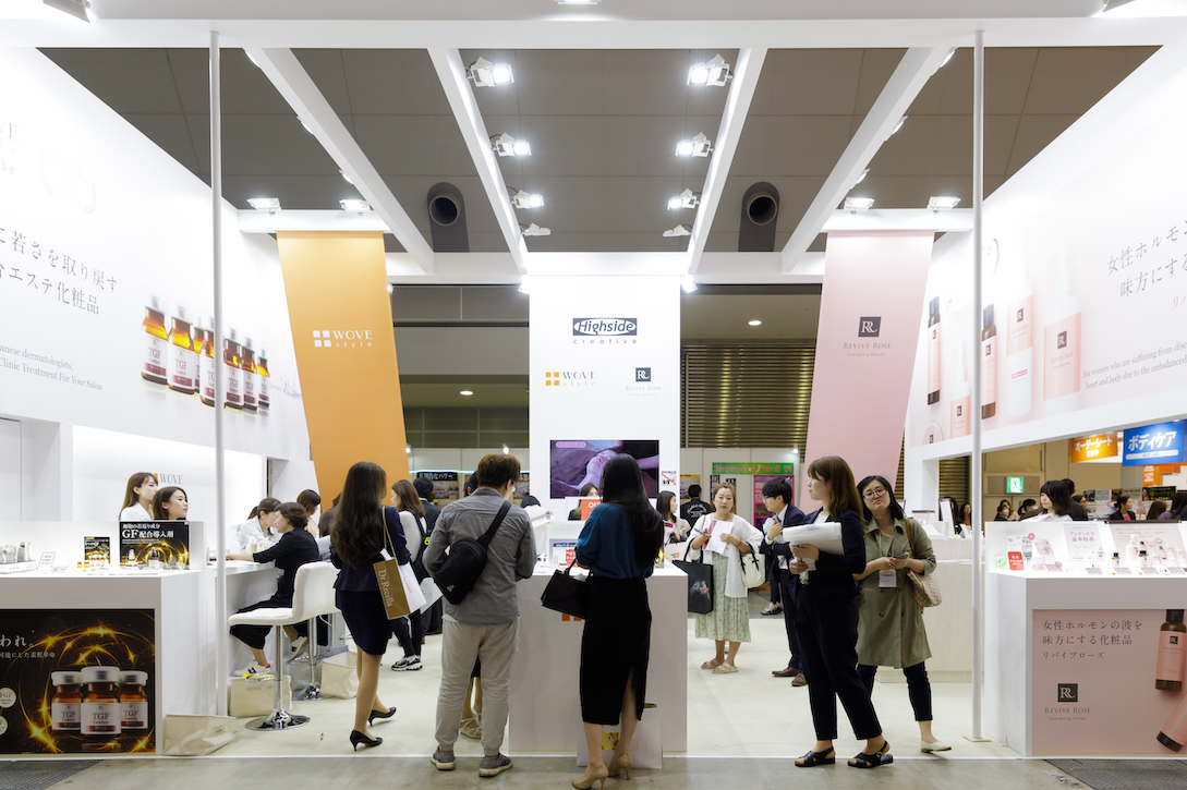 ビューティーワールドジャパン2019の展示会ブースデザイン装飾