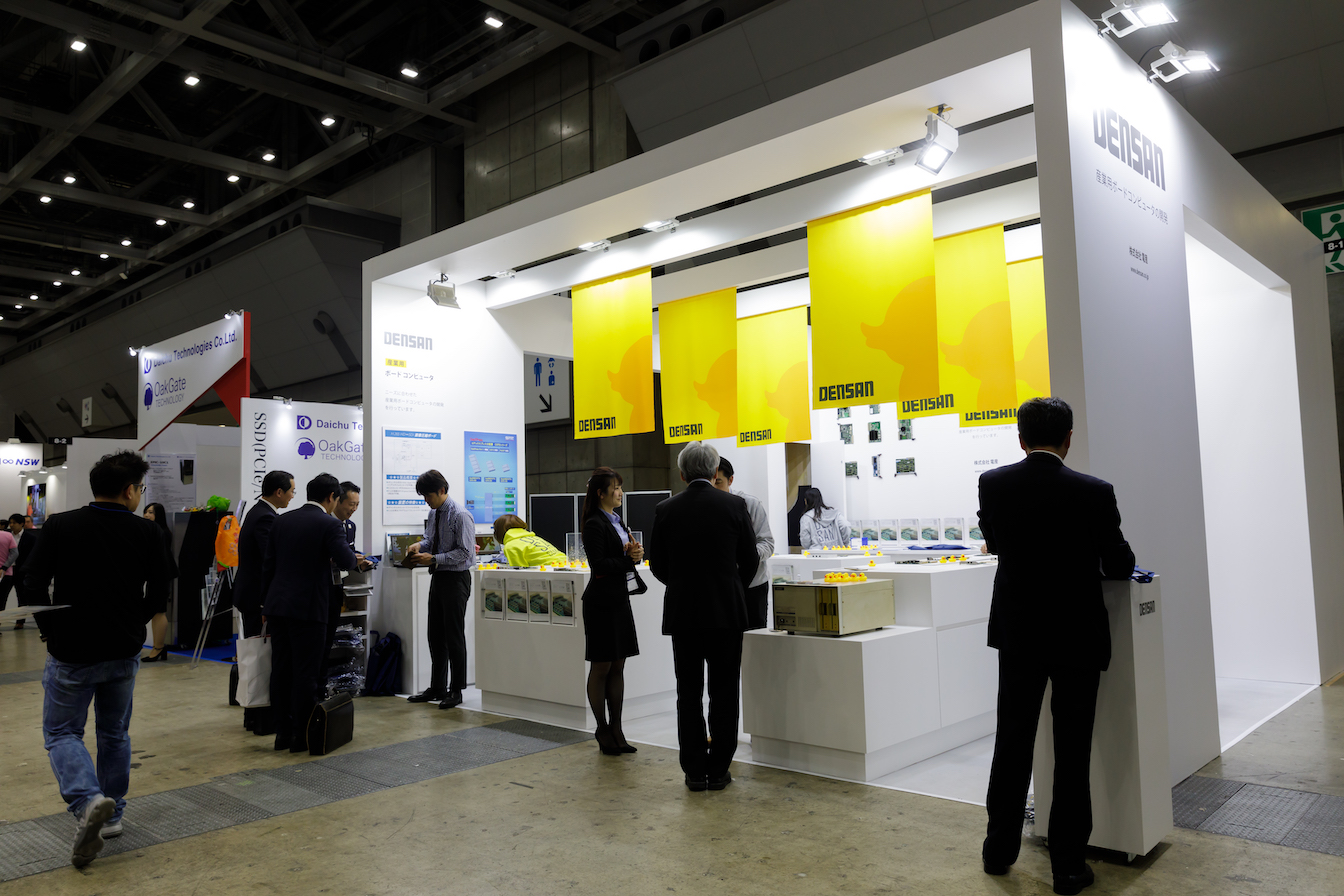 第28回　Japan IT Week春の展示会ブースデザイン装飾