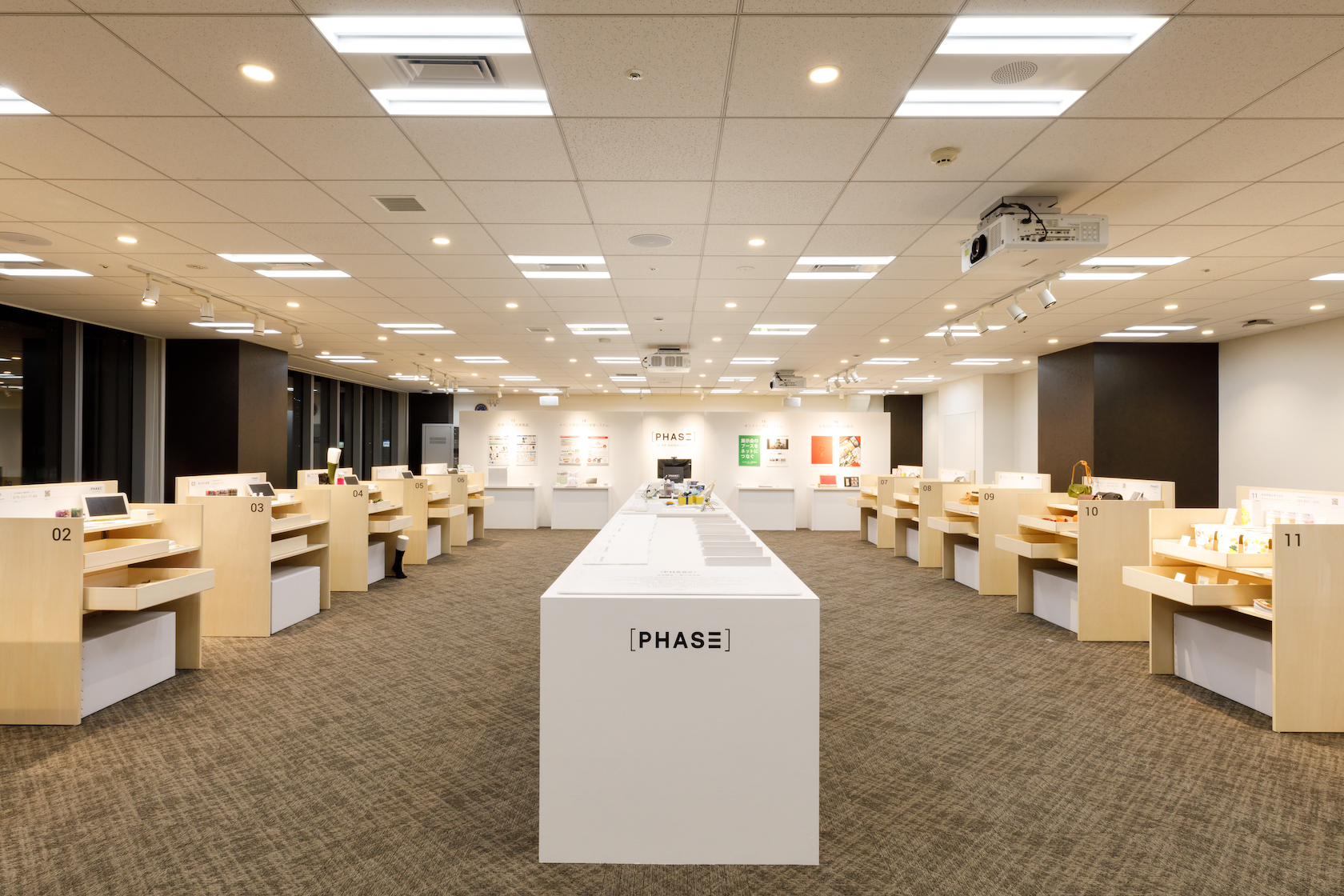 PHASE-AP品川の展示会ブースデザイン装飾