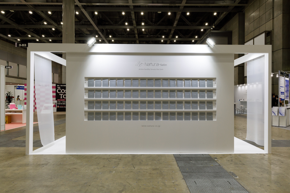 国際化粧品展東京の展示会ブースデザイン装飾