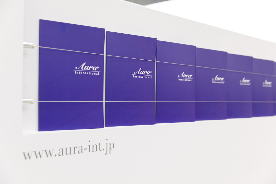 国際化粧品展東京の展示会ブースデザイン装飾