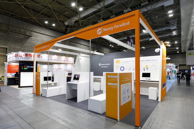 大阪｜会計・財務EXPO2020の展示会ブースデザイン装飾
