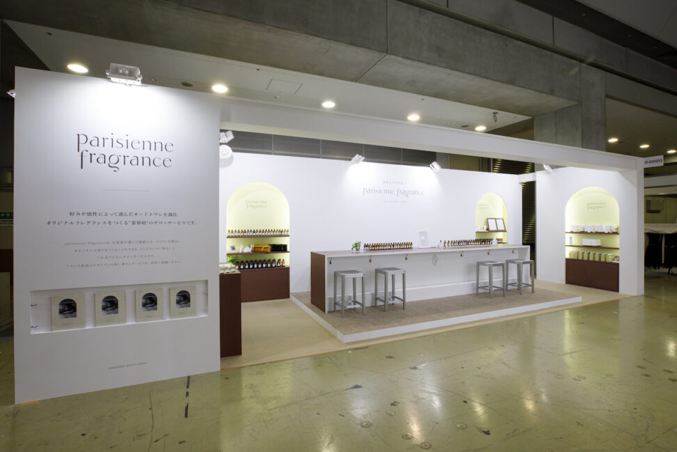 ビューティーワールドジャパン展示会ブースデザイン装飾
